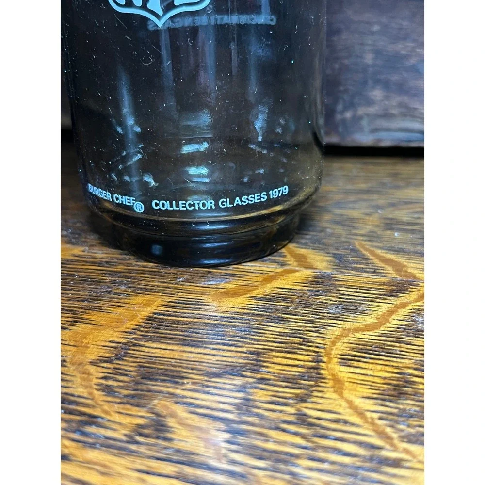Vintage 1979 Cincinnati Bengals NFL Burger Chef Smoked Collector Glass 5.5